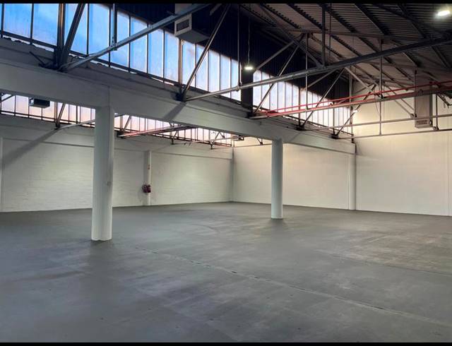 INDUSTRIAL PROPERTY TO RENT IN PAARDEN ISLAND